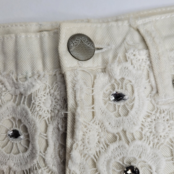Free People White Lace and Jewled Denim Shorts - Picture 9 of 10